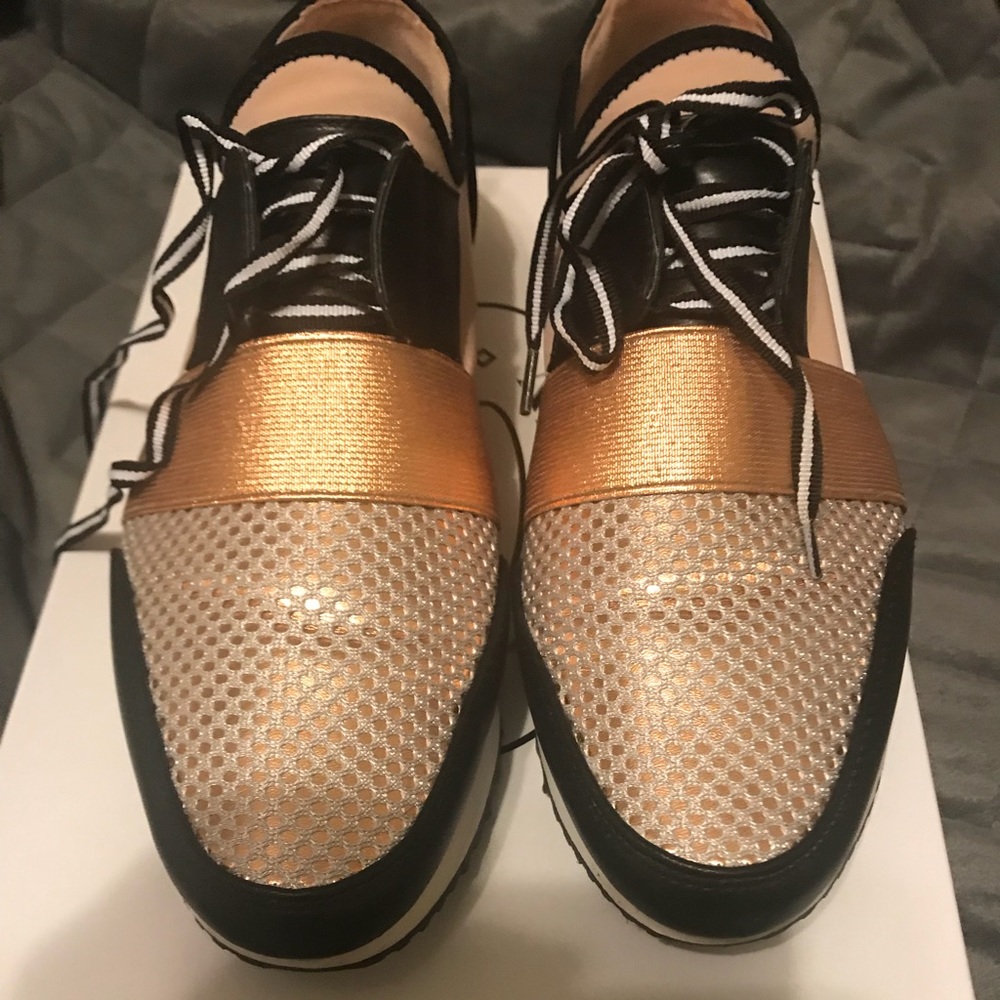 Steve Madden Tennis Shoes